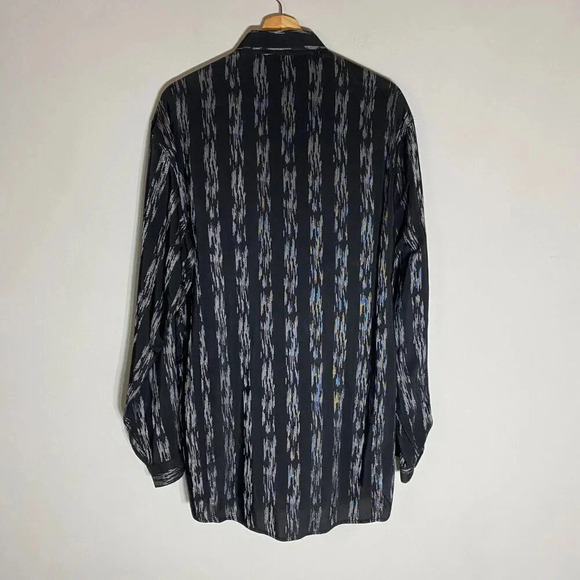 Vintage Versace Classic V2 Men's Size 39 Long Sleeve Patterned Button Down Shirt - Picture 12 of 16